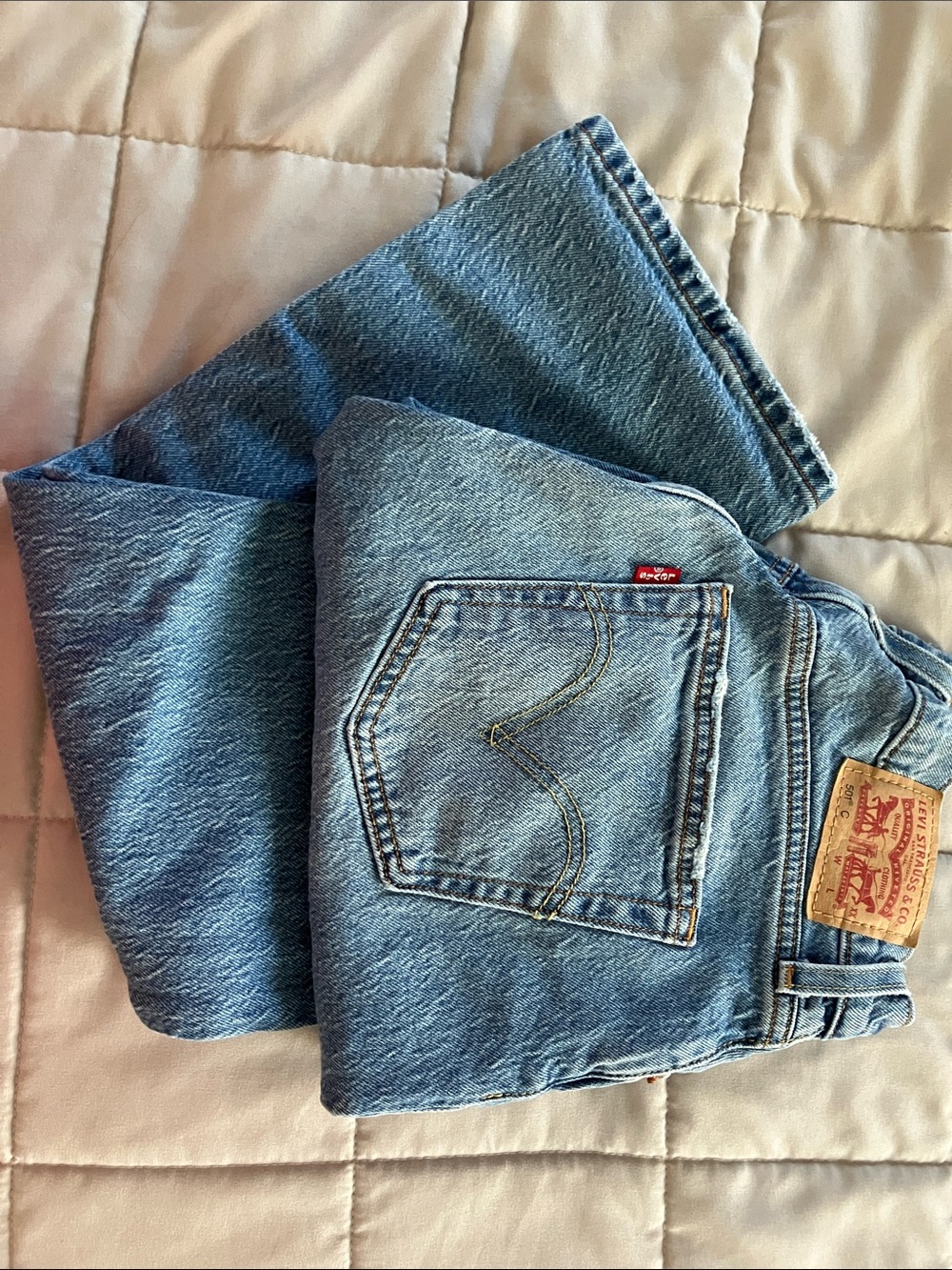 Levi's Light Blue Relaxed Fit Men's Jeans